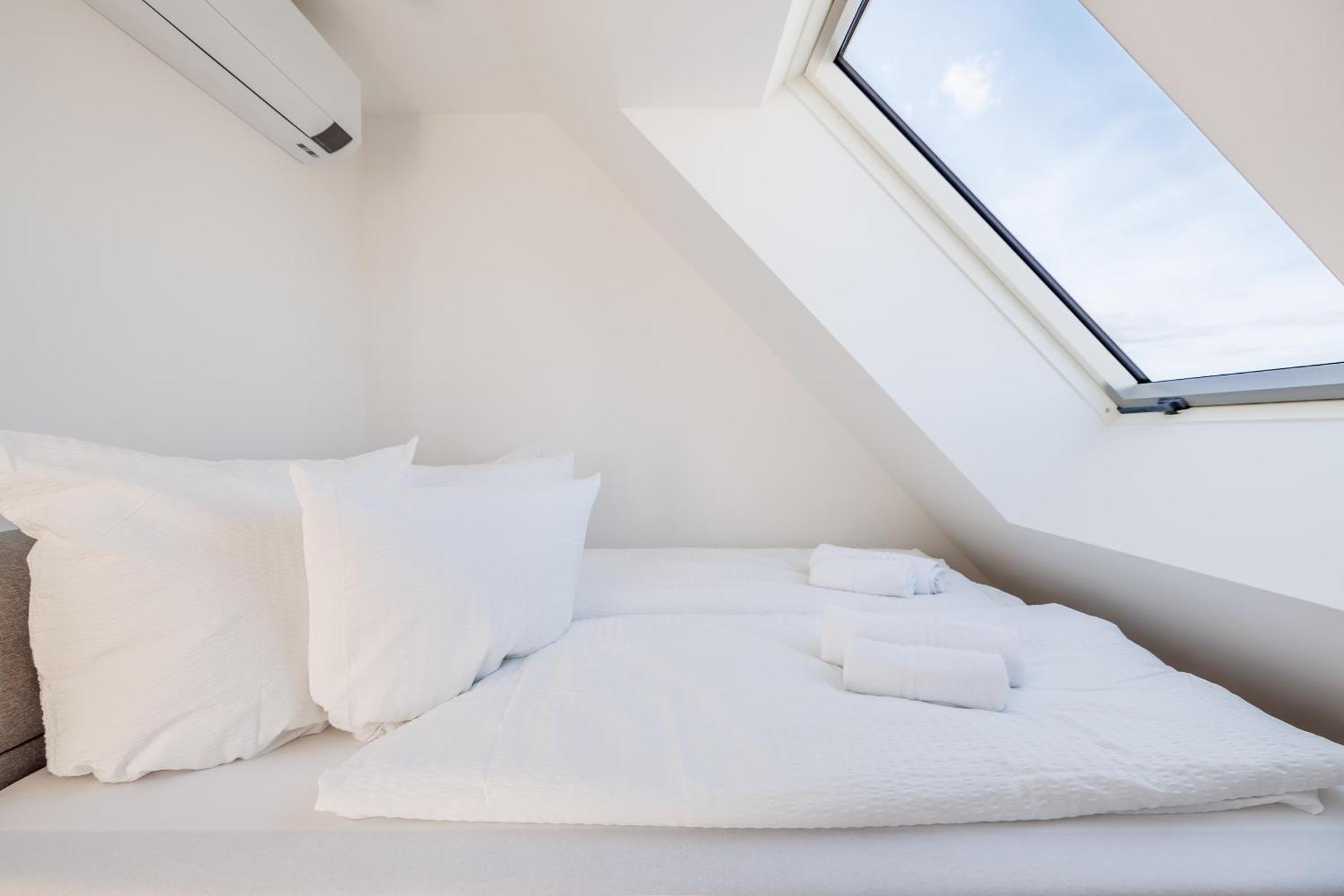 Symphony Apartments 38 - Modern Loft With Terrace And Grill In Central Location Βιέννη Εξωτερικό φωτογραφία